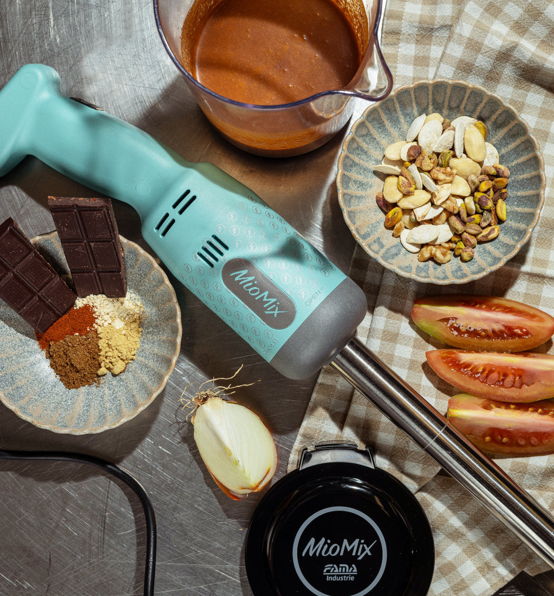 Mixer Professionale MIOMIX.TOPCHEF - Potenza e Creatività in Cucina