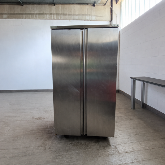 Armadio in acciaio inox 2 ante con 3 ripiani – 180 x 100 x 68 cm