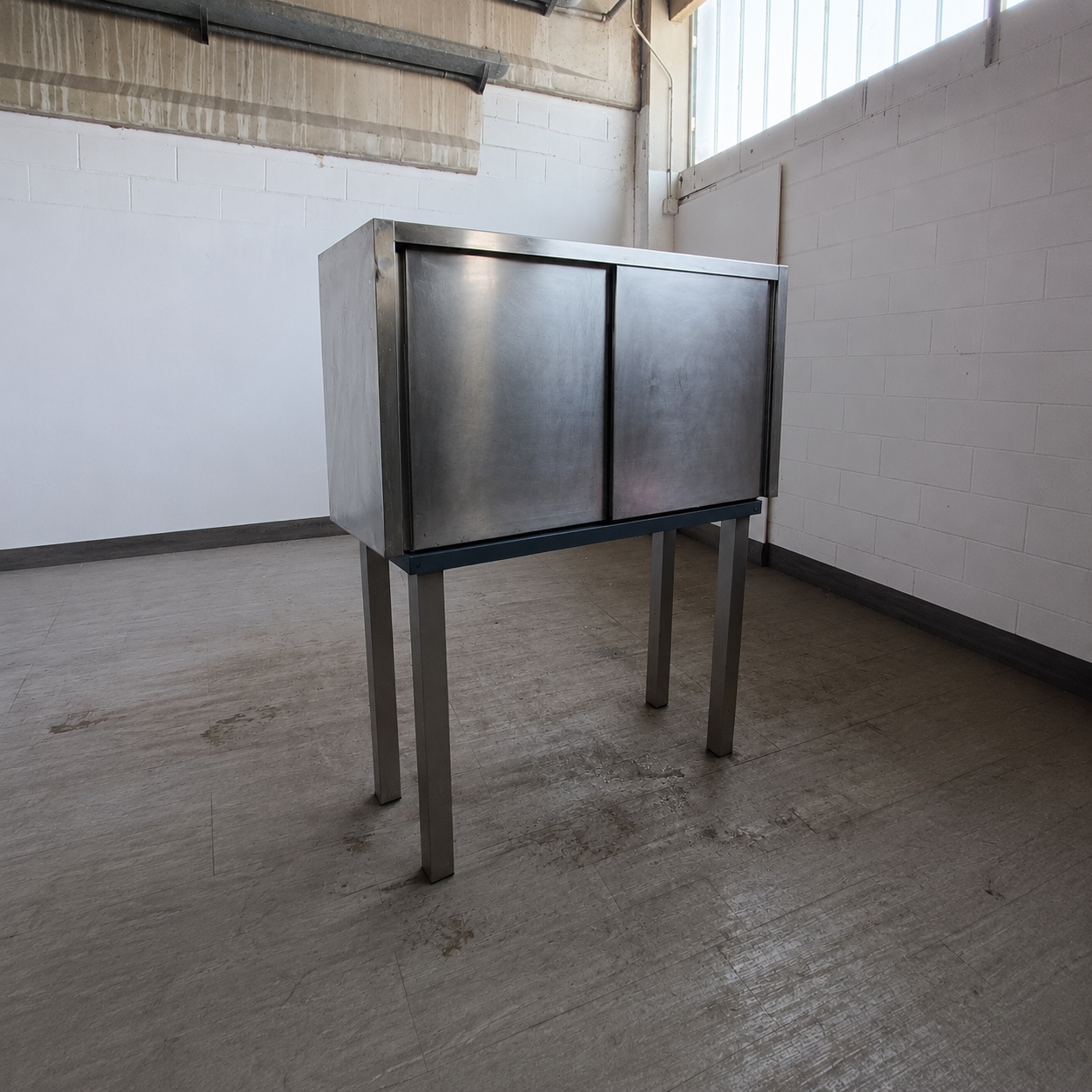 Pensile in Acciaio Inox con Ante Scorrevoli e Ripiano Interno – 120 x 66 x 40 cm